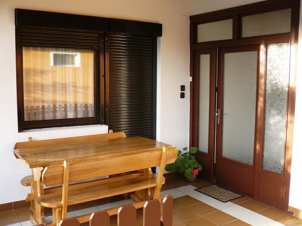 Zsuzsi Apartman Zalakaros Exteriör bild