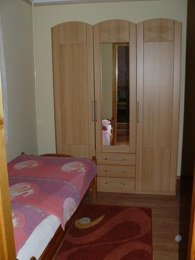 Zsuzsi Apartman Zalakaros Exteriör bild
